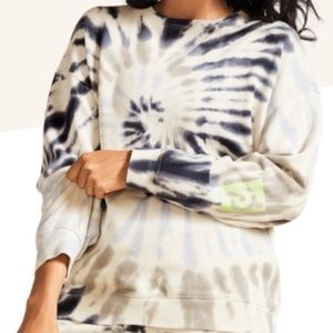 NWT Peloton Tie-Dye Sweatshirt Size Small